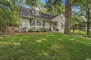 3900 N HARMON Avenue, Peoria, IL 61614