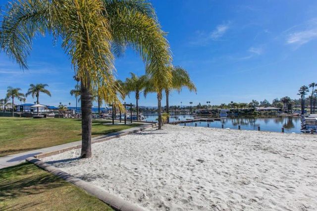 1619 Via Entrada Del Lago, San Marcos, CA 92078