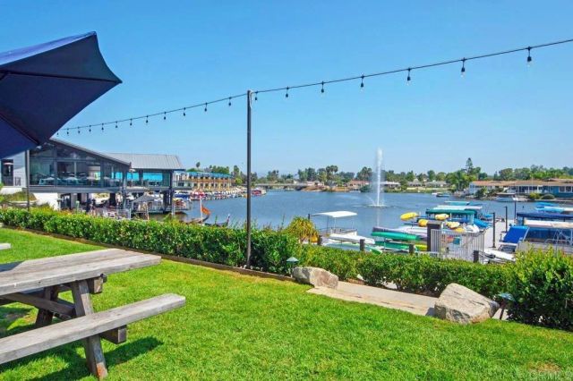 1619 Via Entrada Del Lago, San Marcos, CA 92078