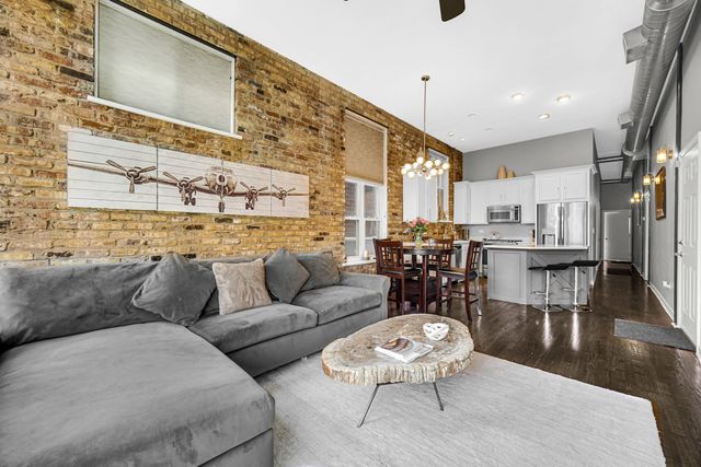 1454 W Fullerton Avenue 2, Chicago, IL 60614