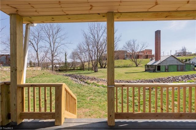 105 Swanson Street, Galax, VA 24333