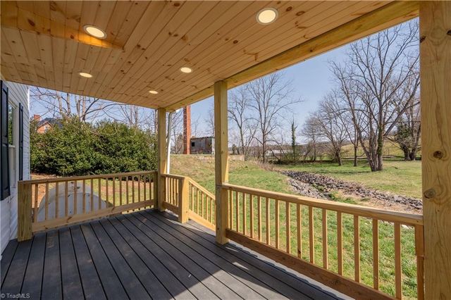 105 Swanson Street, Galax, VA 24333