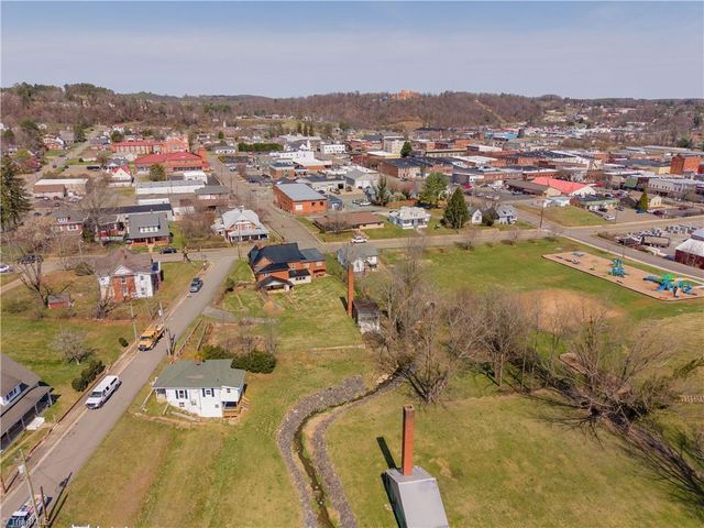 105 Swanson Street, Galax, VA 24333