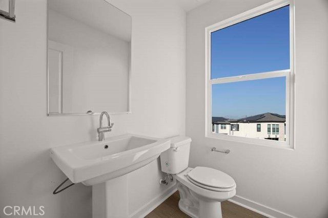 107 S. Laxore 408, Anaheim, CA 92804