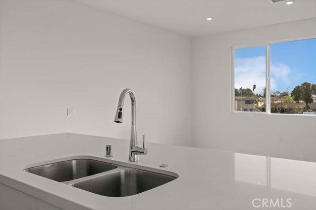 107 S. Laxore 408, Anaheim, CA 92804