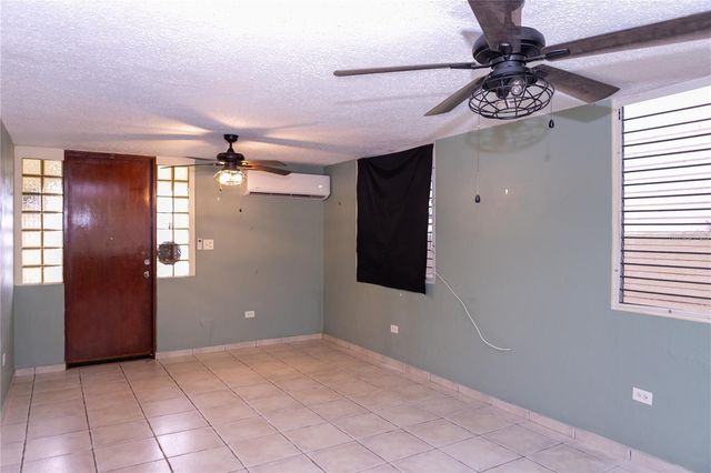 7061 VIA PLAYERA CAMINO DEL MAR, Toa Baja, PR 00949