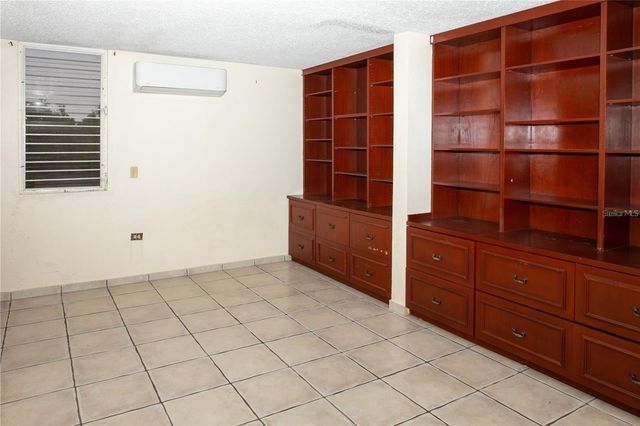 7061 VIA PLAYERA CAMINO DEL MAR, Toa Baja, PR 00949