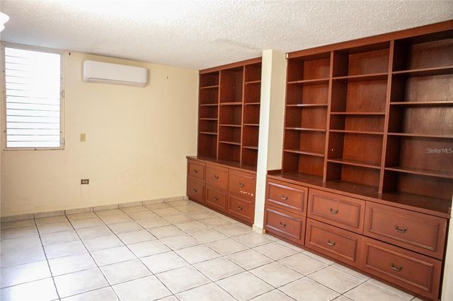 7061 VIA PLAYERA CAMINO DEL MAR, Toa Baja, PR 00949