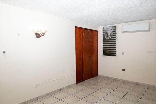 7061 VIA PLAYERA CAMINO DEL MAR, Toa Baja, PR 00949