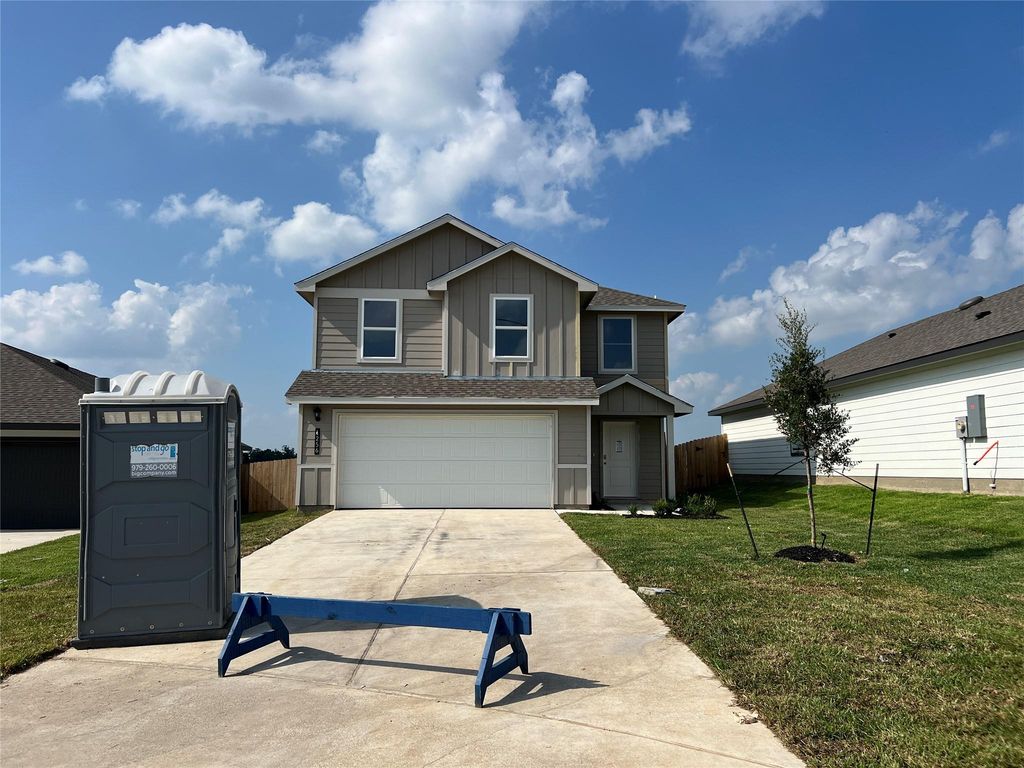 1256 Hickory Grove Street, Brenham, TX 77833
