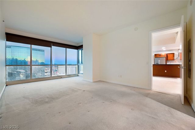 4525 Dean Martin 3009, Las Vegas, NV 89103