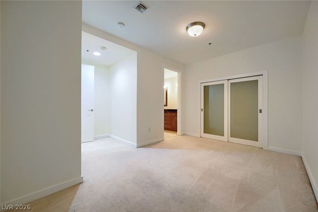 4525 Dean Martin 3009, Las Vegas, NV 89103