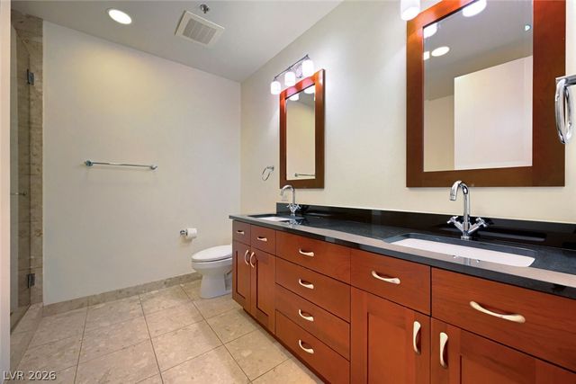 4525 Dean Martin 3009, Las Vegas, NV 89103