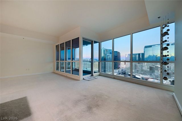 4525 Dean Martin 3009, Las Vegas, NV 89103