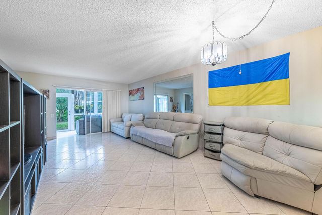 2702 Nassau Bend B1, Coconut Creek, FL 33066