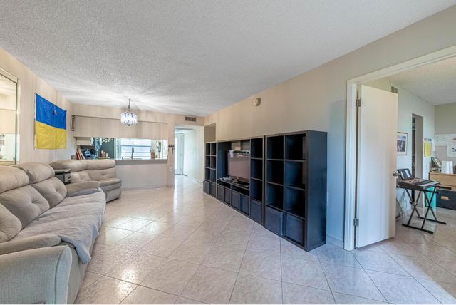 2702 Nassau Bend B1, Coconut Creek, FL 33066