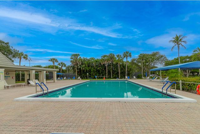 2702 Nassau Bend B1, Coconut Creek, FL 33066