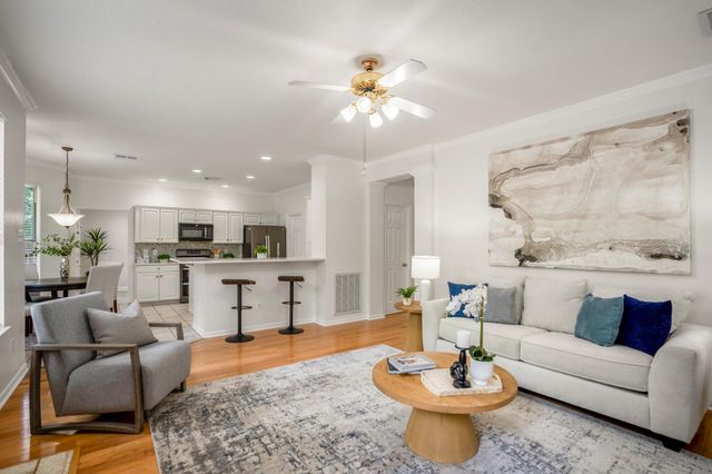 118 Snowdance Court, The Woodlands, TX 77382
