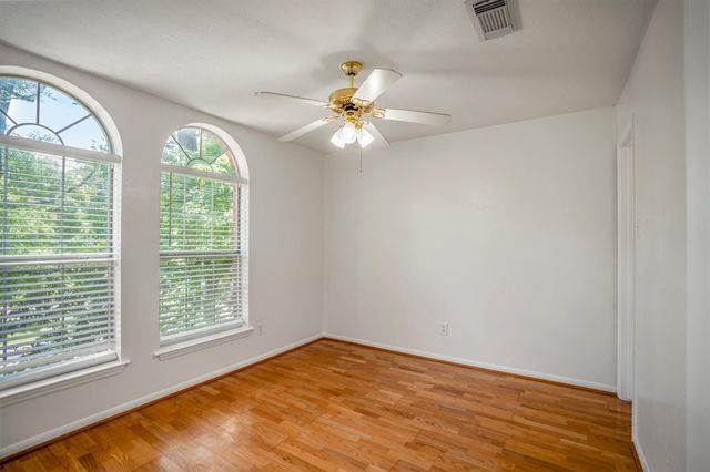 118 Snowdance Court, The Woodlands, TX 77382