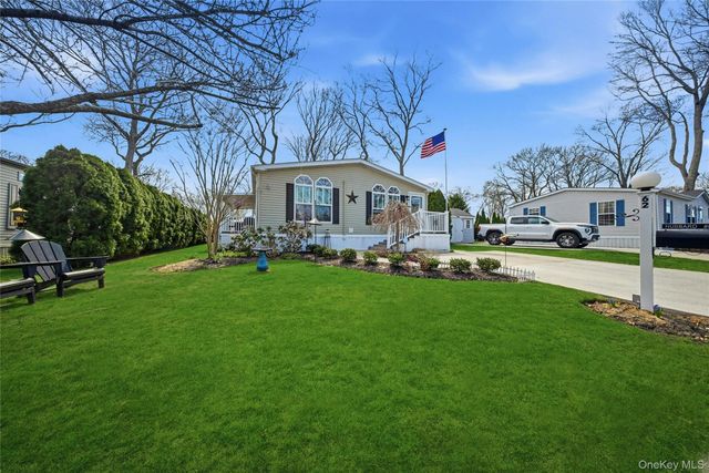 1661 Old Country Road 62, Riverhead, NY 11901