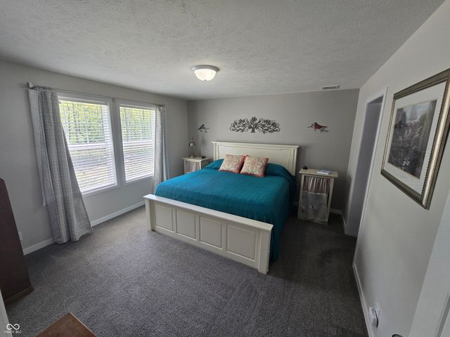3800 Garrard Chapel Road, Bowling Green, IN 47833