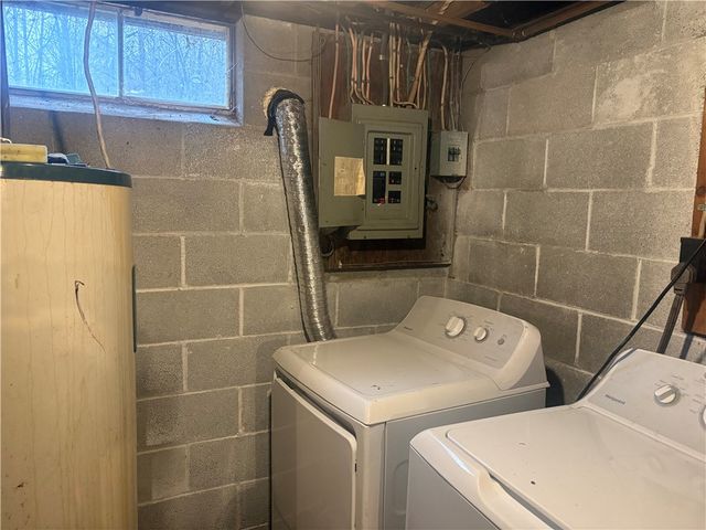 395 DERMOND ROAD, Hermitage, PA 16148