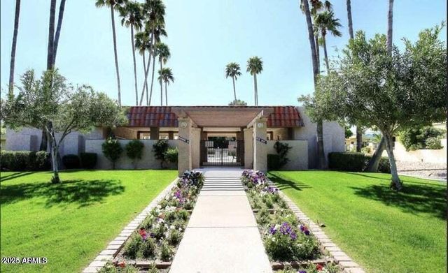 8166 E DEL CAVERNA Drive, Scottsdale, AZ 85258