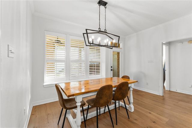 722 Plum Hollow Drive, College Station, TX 77845