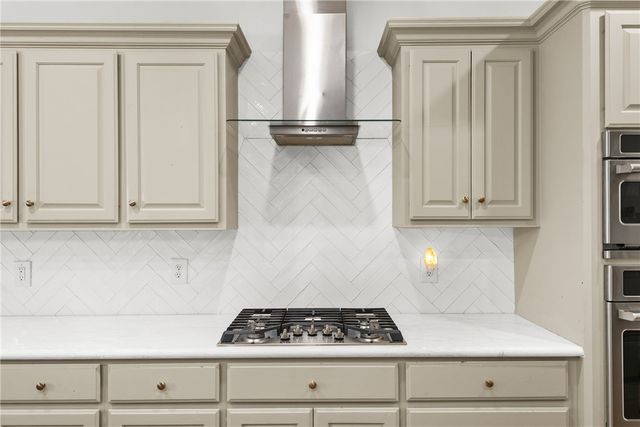 722 Plum Hollow Drive, College Station, TX 77845