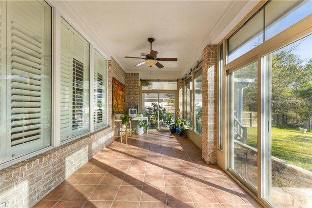 722 Plum Hollow Drive, College Station, TX 77845