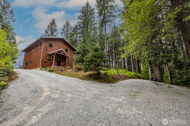 33006 Deer Park Lane, Mount Vernon, WA 98274