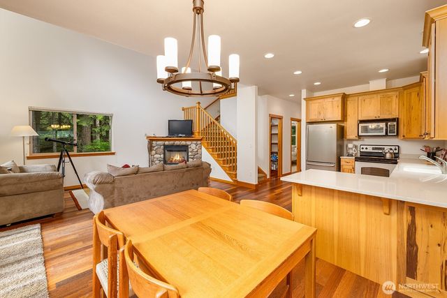 33006 Deer Park Lane, Mount Vernon, WA 98274