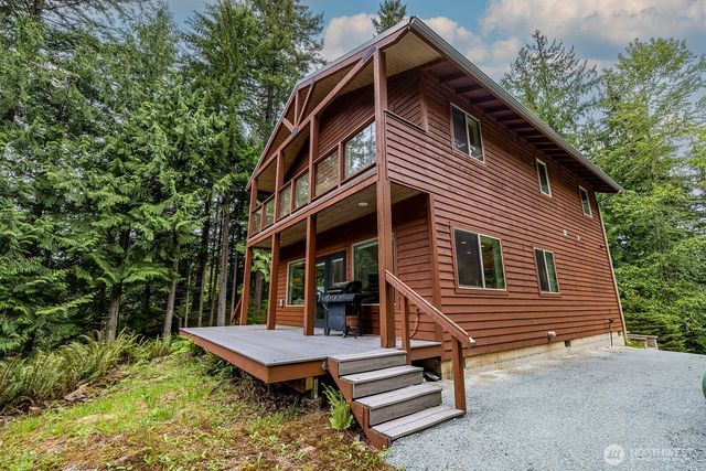 33006 Deer Park Lane, Mount Vernon, WA 98274