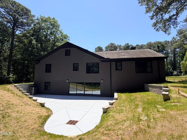 208 Reynolds Drive, Fuquay Varina, NC 27526
