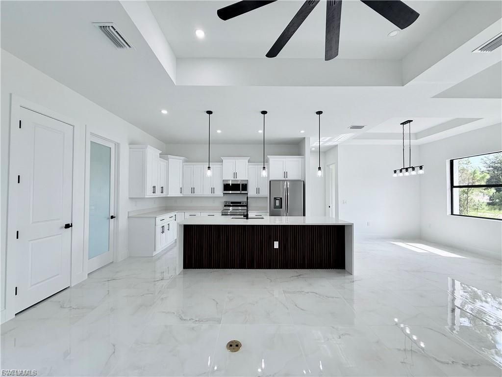 843 Andover AVE S, LEHIGH ACRES, FL 33974 — photo 4
