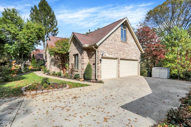 2707 S Olcott Boulevard, Bloomington, IN 47401