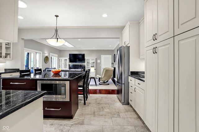 2707 S Olcott Boulevard, Bloomington, IN 47401