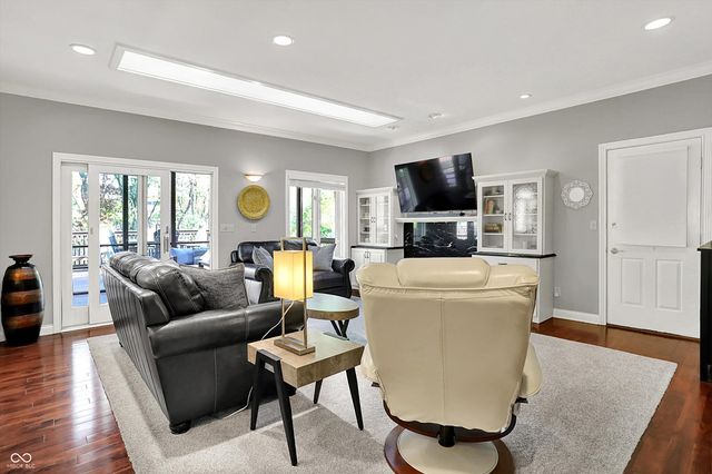 2707 S Olcott Boulevard, Bloomington, IN 47401