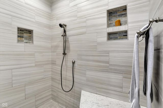 2707 S Olcott Boulevard, Bloomington, IN 47401