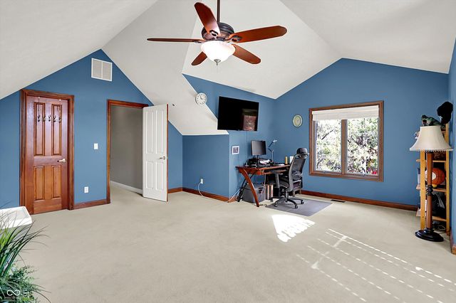 2707 S Olcott Boulevard, Bloomington, IN 47401