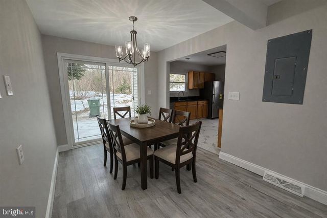 5058 TREMONT AVE, Egg Harbor Township, NJ 08234