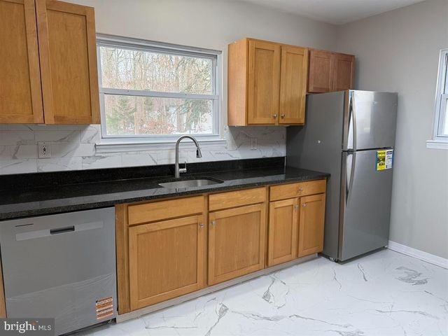 5058 TREMONT AVE, Egg Harbor Township, NJ 08234