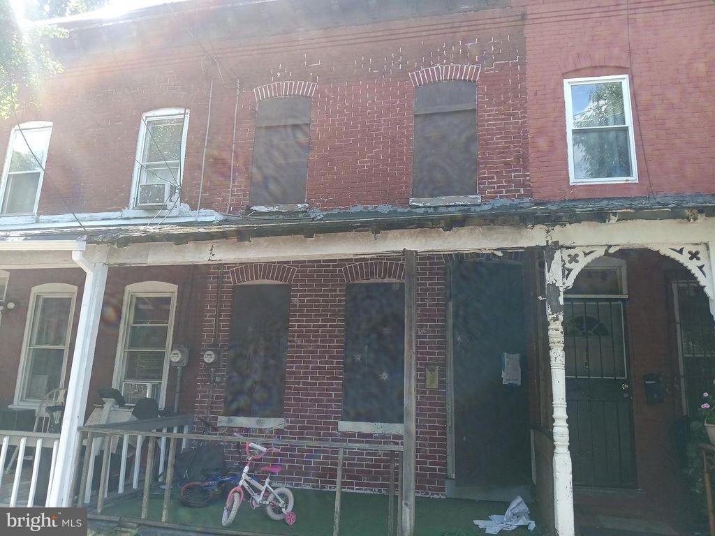 117 S LOGAN AVE, TRENTON, NJ 08609 — exterior