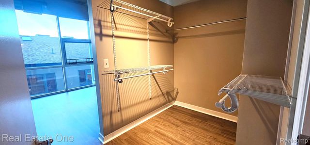 100 W 5th Street 406, Royal Oak, MI 48067