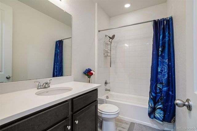 27656 E 10th Drive, Aurora, CO 80018