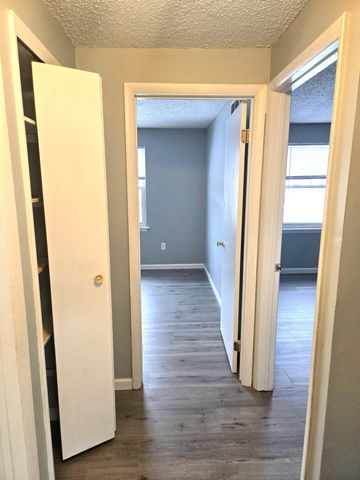 2927 Poolside Drive, 10, Columbus, OH 43224