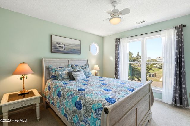 315 Brunswick Avenue W, Holden Beach, NC 28462