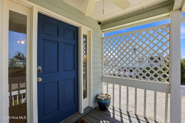 315 Brunswick Avenue W, Holden Beach, NC 28462