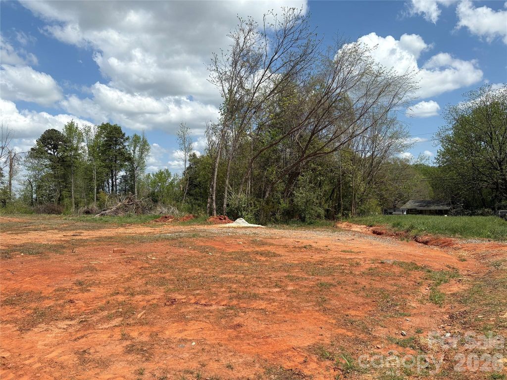 221 Benfield Road, Kings Mountain, NC 28086