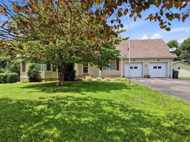 3436 Officers Chapel Rd, Cookeville, TN 38506